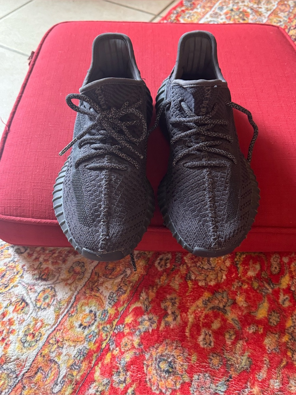 Adidas Yeezy Boost 350 V2 Non-Reflective Sneakers. Black. Unisex. Men’s 6.